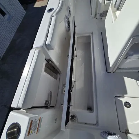 Slide: The Image of Sea Fox 288 Commander 2026 - 13