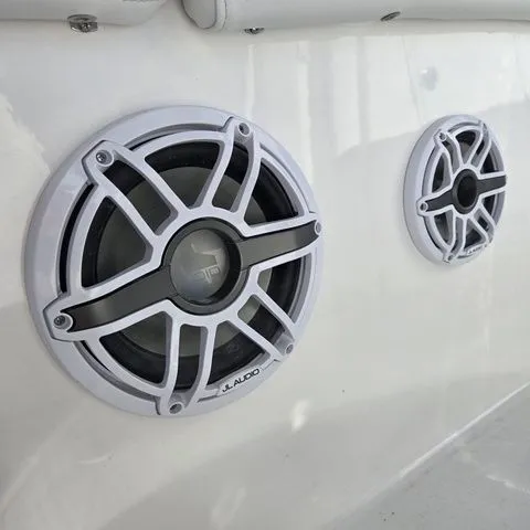 Slide: The Image of Sea Fox 288 Commander 2026 - 16