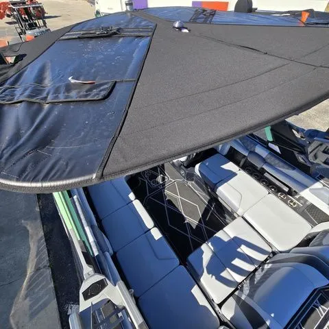 Slide: The Image of Malibu M Series M230 2026 - 36