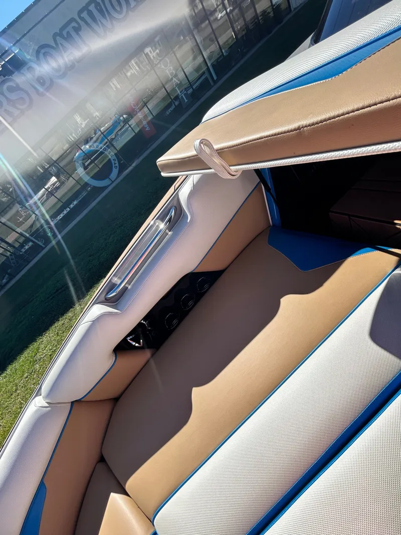 Slide: The Image of Moomba Makai 2022 - 16