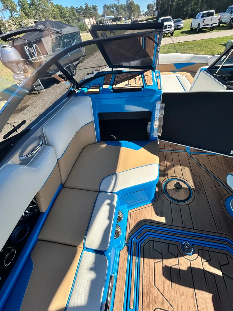 Slide: The Image of Moomba Makai 2022 - 28