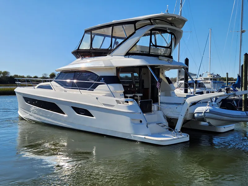 Slide: The Image of Aquila 44 Yacht 2016 - 1