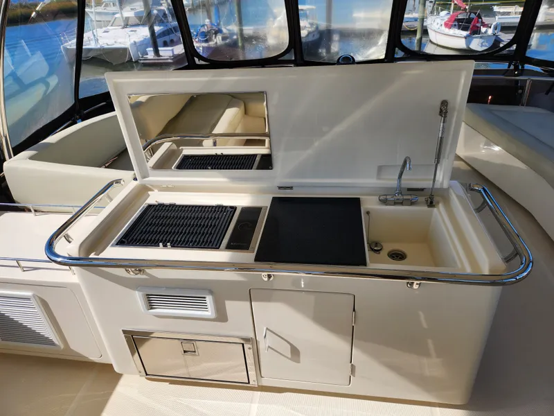 Slide: The Image of Aquila 44 Yacht 2016 - 13