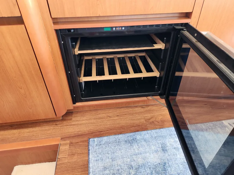 Slide: The Image of Aquila 44 Yacht 2016 - 32