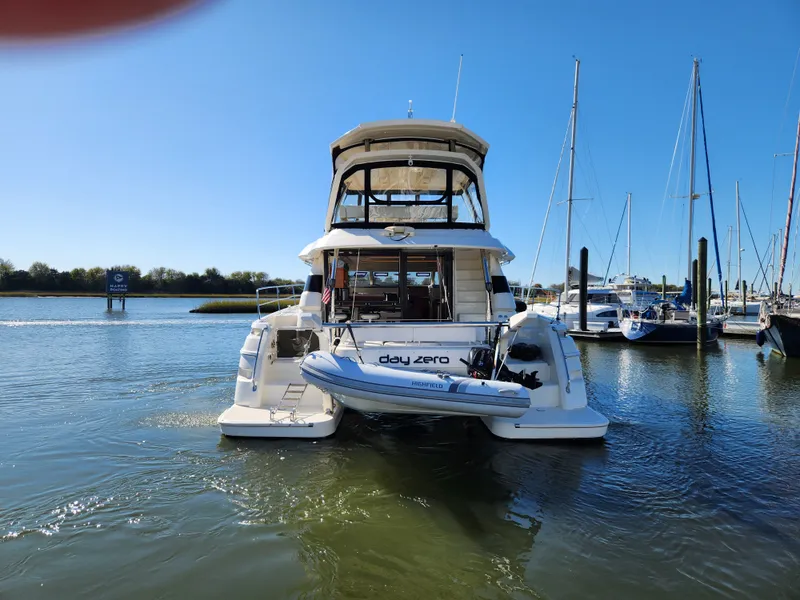 Slide: The Image of Aquila 44 Yacht 2016 - 4