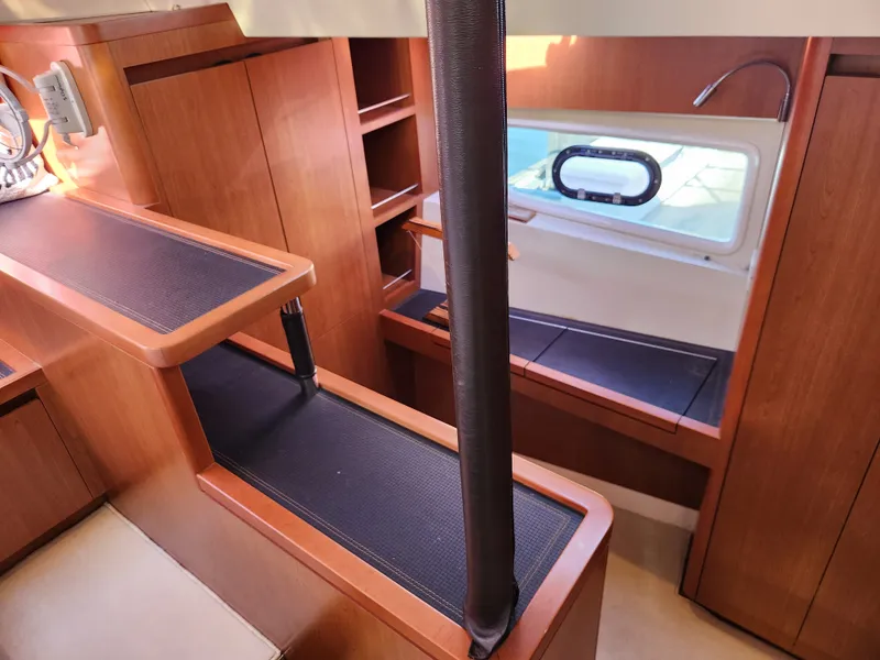 Slide: The Image of Aquila 44 Yacht 2016 - 44