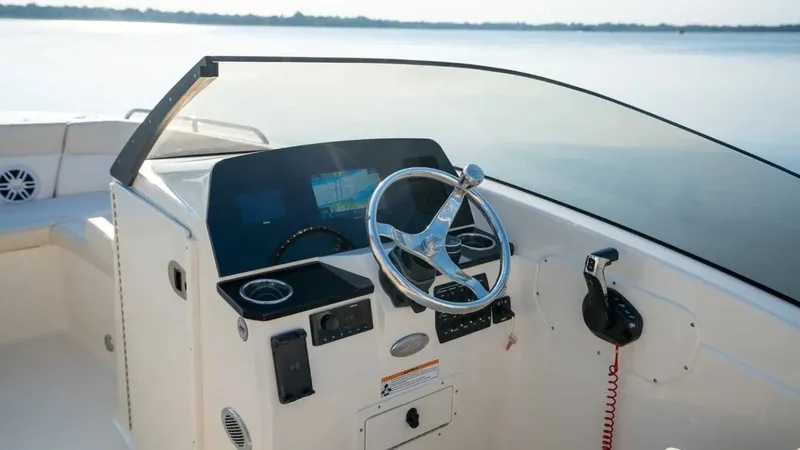 Slide: The Image of Scout 220 Dorado 2026 - 1