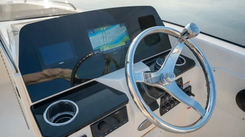 Slide: The Image of Scout 220 Dorado 2026 - 6