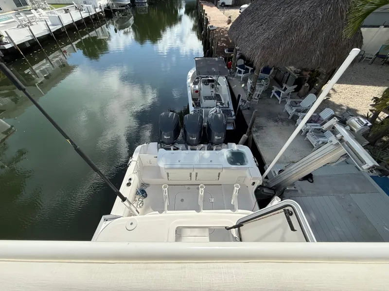 Slide: The Image of Everglades 355 Center Console 2012 - 5