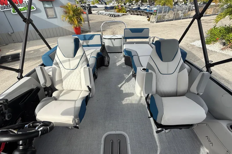 Slide: The Image of 2026 Avalon 2385 Catalina Quad Lounger with luxurious seating and modern design. - 20