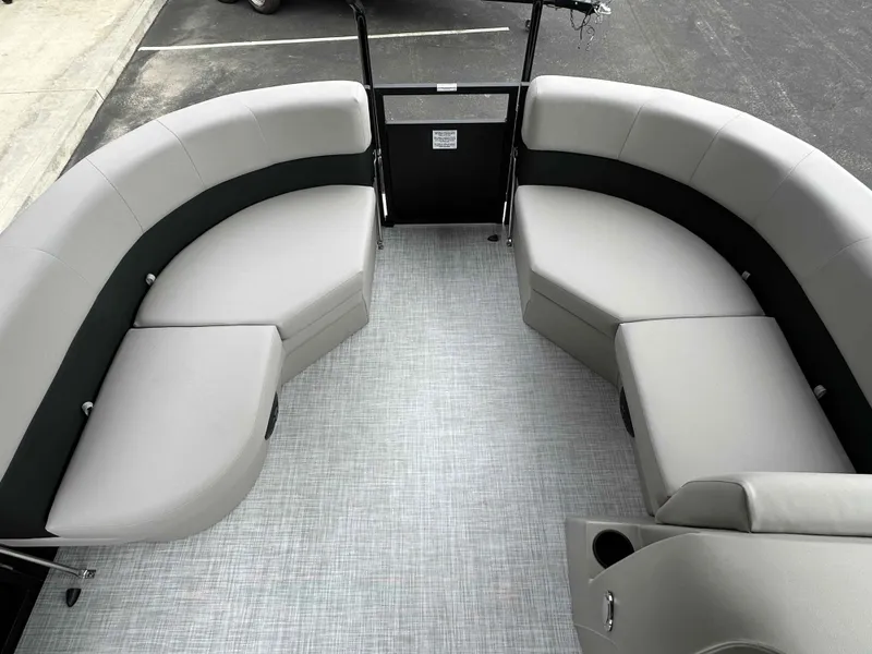 Slide: The Image of Dockside 22DQ 2.75 2026 - 7