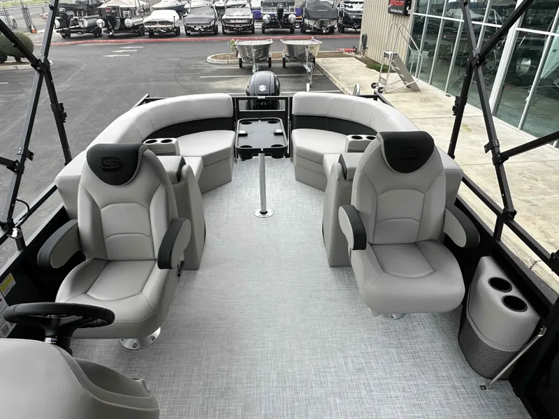 Slide: The Image of Dockside 22DQ 2.75 2026 - 8