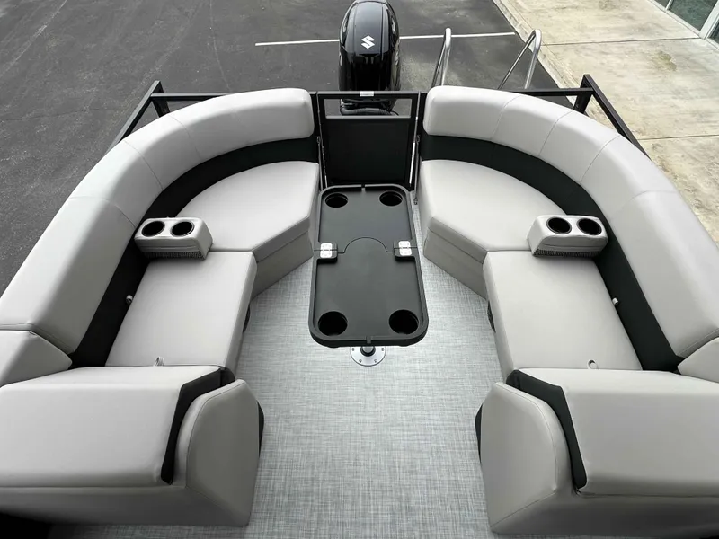 Slide: The Image of Dockside 22DQ 2.75 2026 - 9