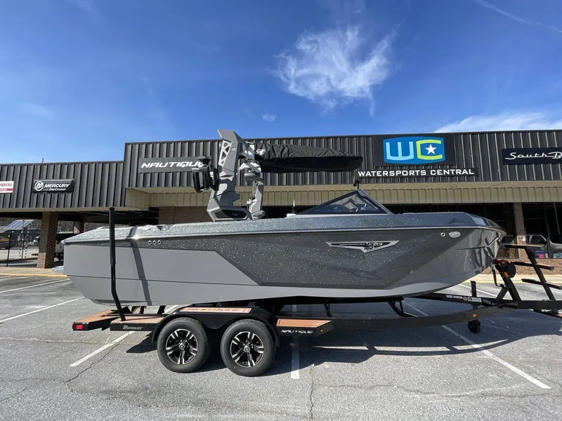 Slide: The Image of Nautique Super Air Nautique S23 2023 - 10