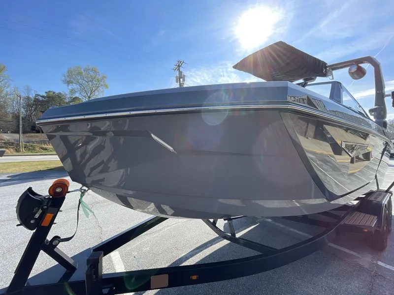 Slide: The Image of Nautique Super Air Nautique S23 2023 - 14