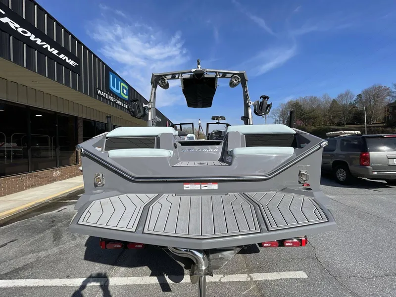 Slide: The Image of Nautique Super Air Nautique S23 2023 - 7