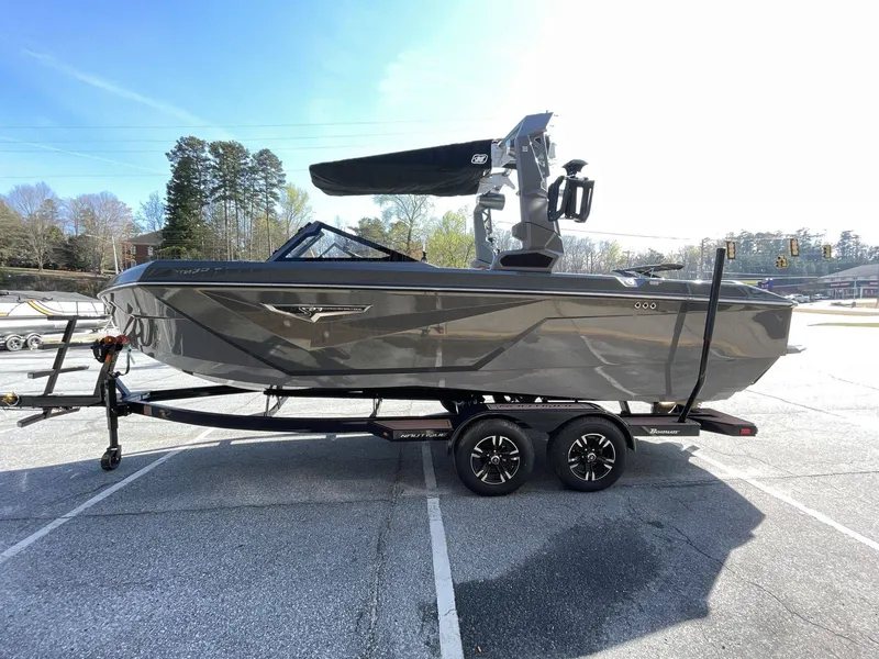 Slide: The Image of Nautique Super Air Nautique S23 2023 - 9