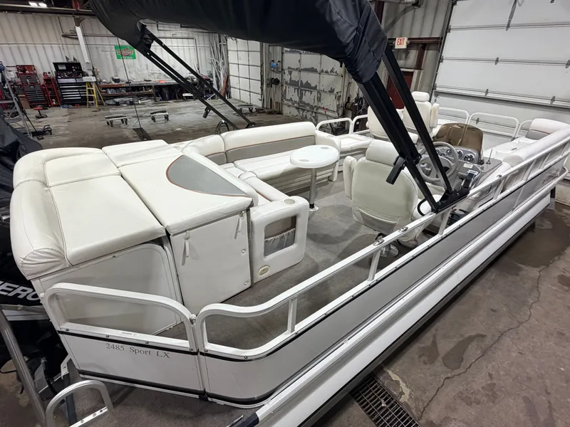 Slide: The Image of Crestliner 2485 Sport LX Pontoon 2006 - 7