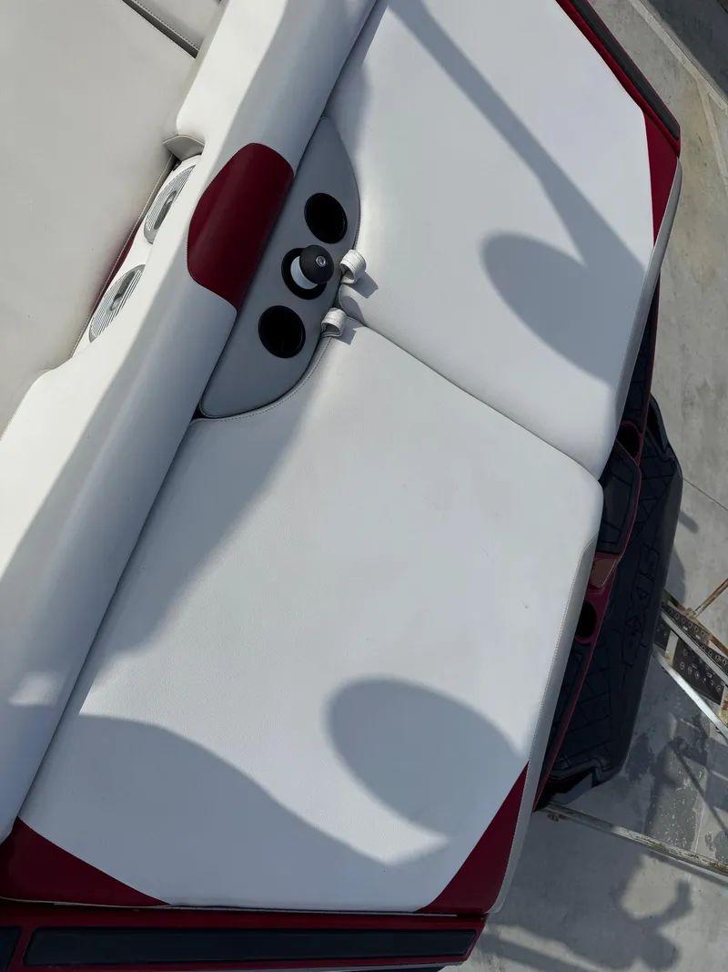 Slide: The Image of Axis Wake Research A24 2014 - 12