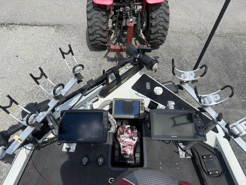 Slide: The Image of Ranger RT198P 2018 - 3