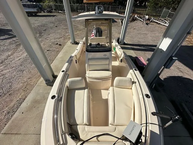 Slide: The Image of Grady-White Fisherman 216 2022 - 14