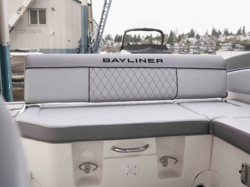 Slide: The Image of Bayliner DX 2250 2024 - 20