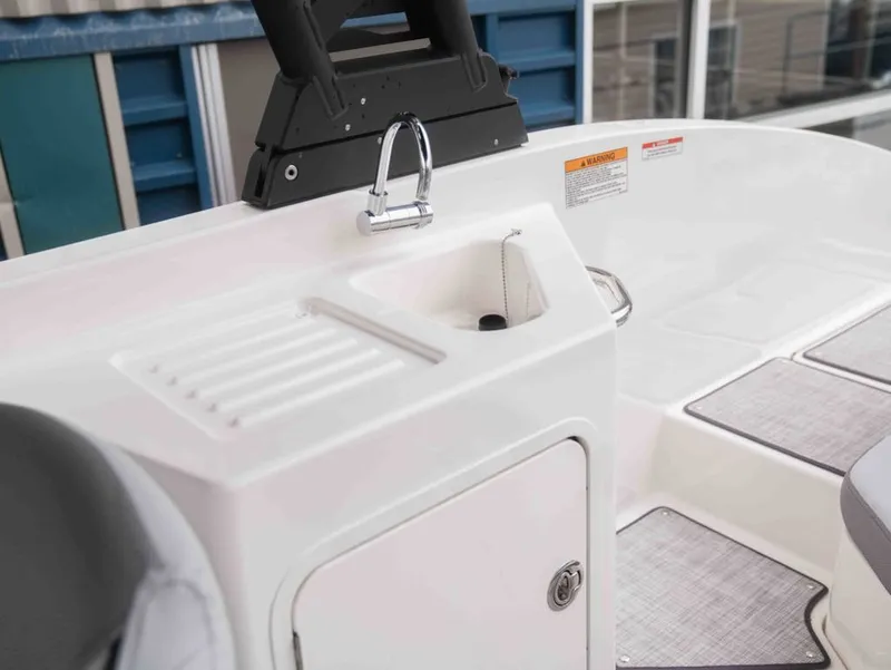 Slide: The Image of Bayliner DX 2250 2024 - 21