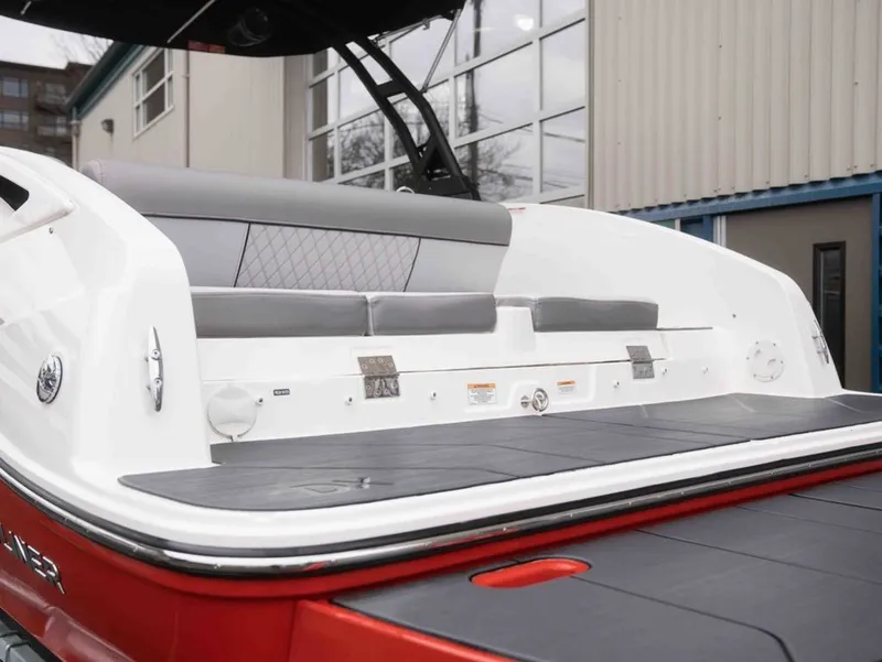 Slide: The Image of Bayliner DX 2250 2024 - 22