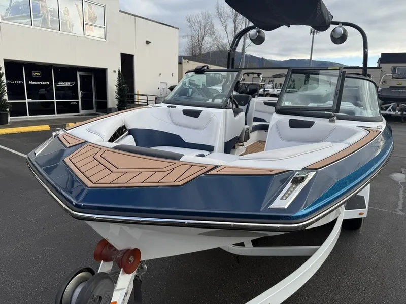 Slide: The Image of Nautique Super Air Nautique GS22 2018 - 5