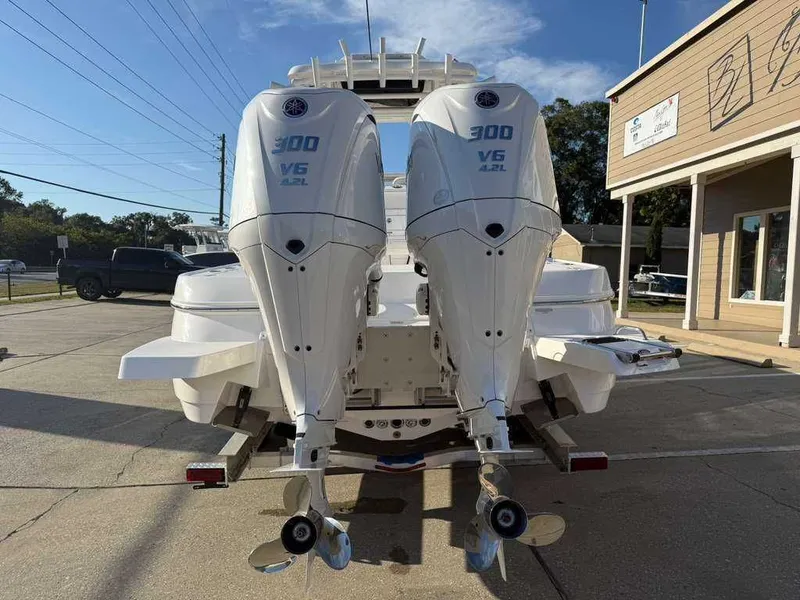 Slide: The Image of Caymas 281HB 2026 - 2