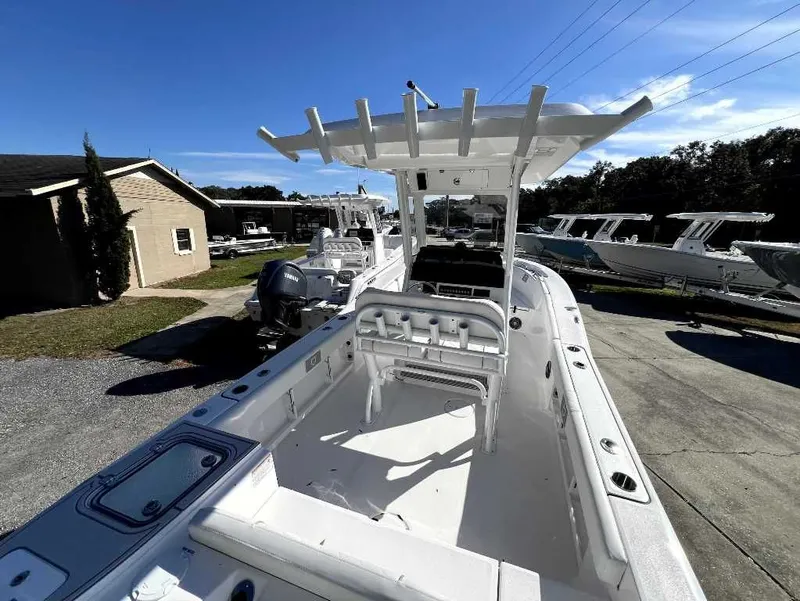 Slide: The Image of Sea Fox 248 Commander 2026 - 5