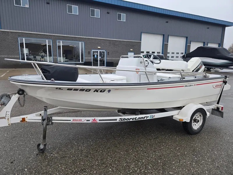 Slide: The Image of Boston Whaler Dauntless 15 1994 - 3