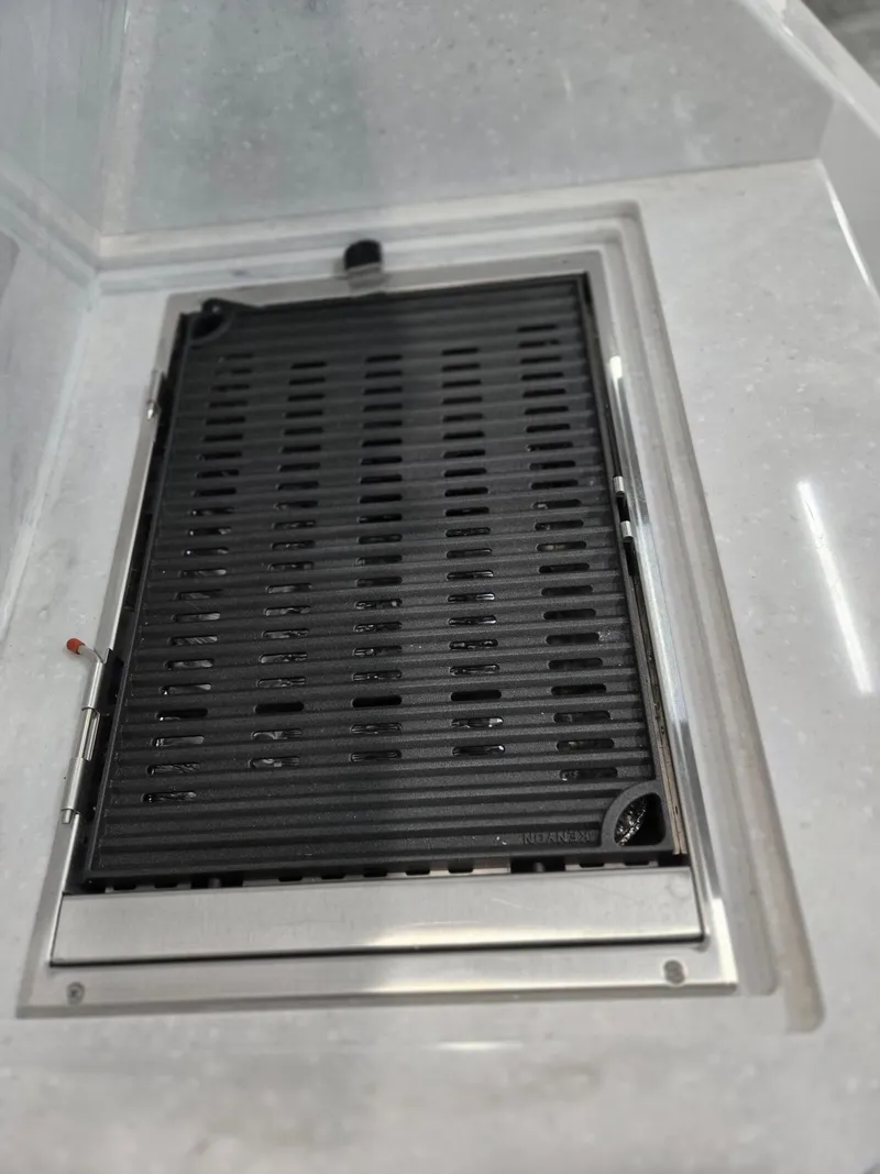 Slide: The Image of Regal 36 Grande Coupe 2026 - 62