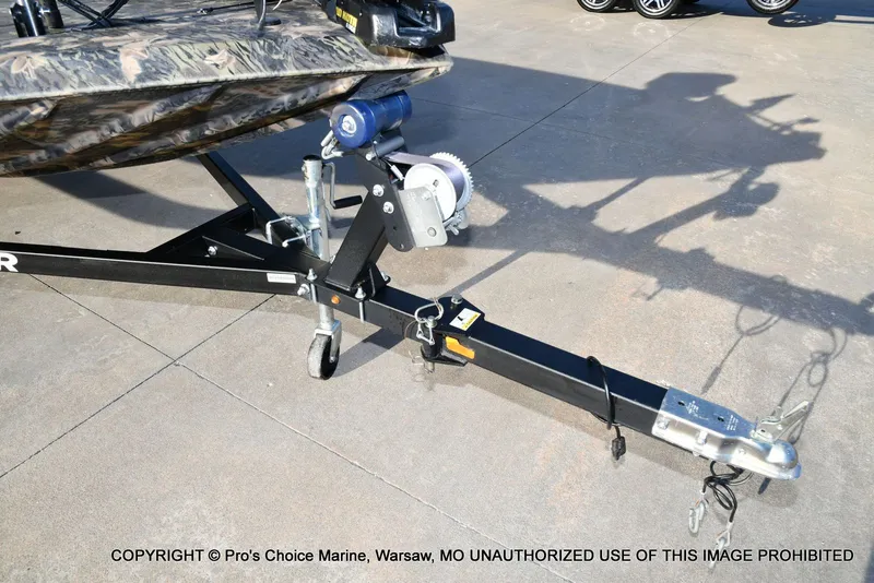 Slide: The Image of Crestliner VT 18 DX w/115HP Mercury Pro-XS 2018 - 27