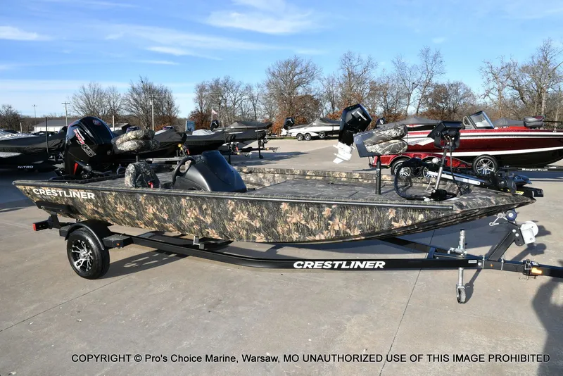 Slide: The Image of Crestliner VT 18 DX w/115HP Mercury Pro-XS 2018 - 74