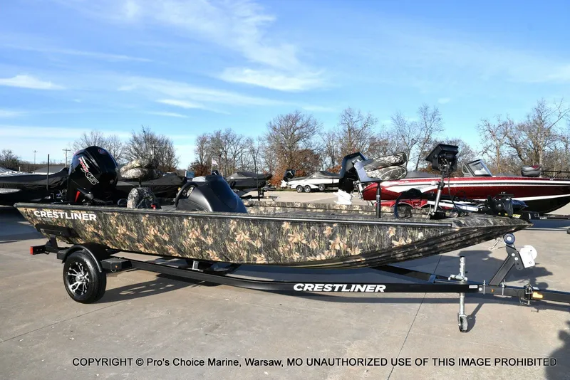 Slide: The Image of Crestliner VT 18 DX w/115HP Mercury Pro-XS 2018 - 77