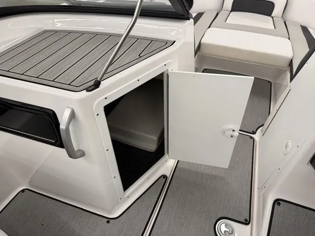 Slide: The Image of Yamaha SX195 2024 - 17