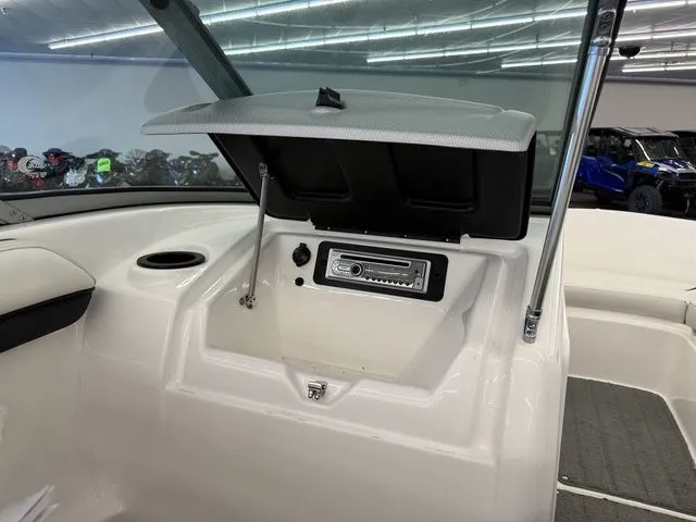 Slide: The Image of Yamaha SX190 2015 - 11