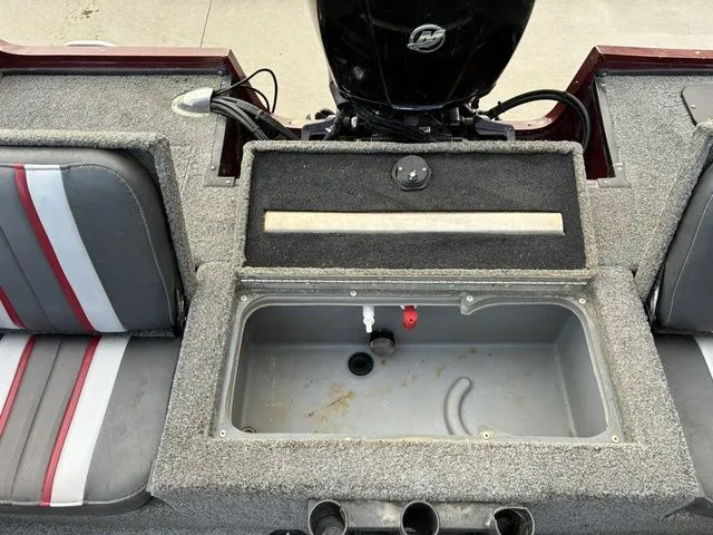 Slide: The Image of Ranger VS1882WT 2018 - 22