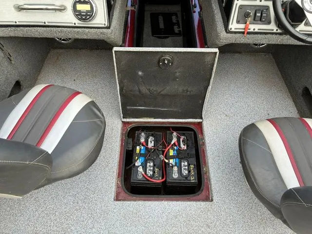 Slide: The Image of Ranger VS1882WT 2018 - 24