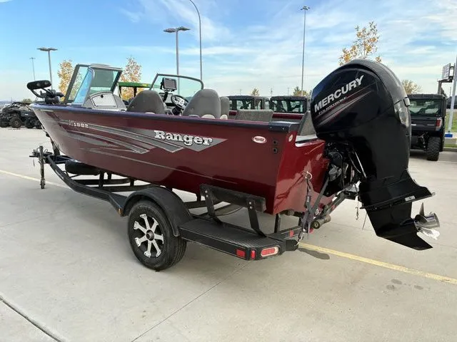 Slide: The Image of Ranger VS1882WT 2018 - 6