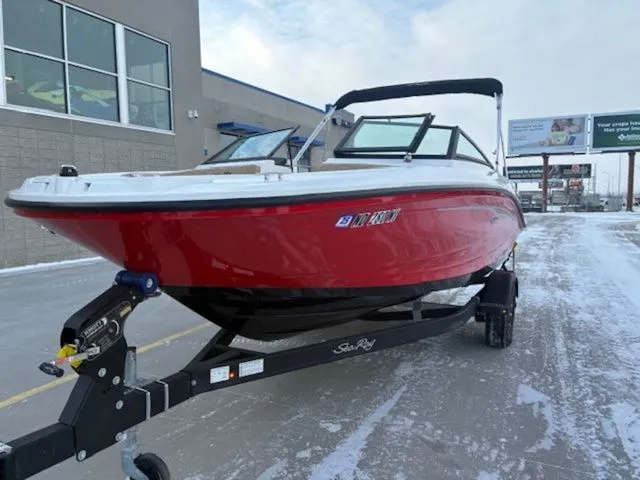 Slide: The Image of Sea Ray SPX 190 Outboard 2023 - 3