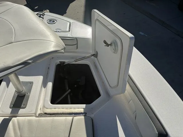 Slide: The Image of Yamaha 190 FSH Deluxe 2016 - 15