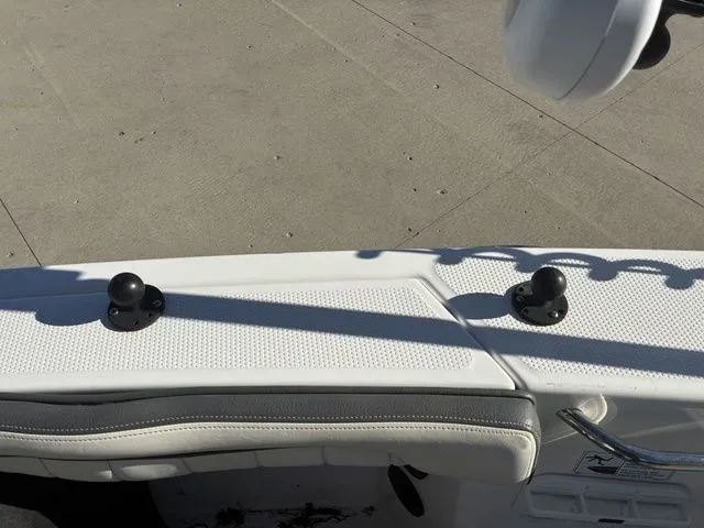 Slide: The Image of Yamaha 190 FSH Deluxe 2016 - 30