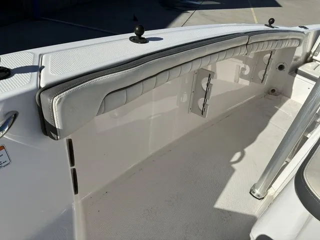 Slide: The Image of Yamaha 190 FSH Deluxe 2016 - 31