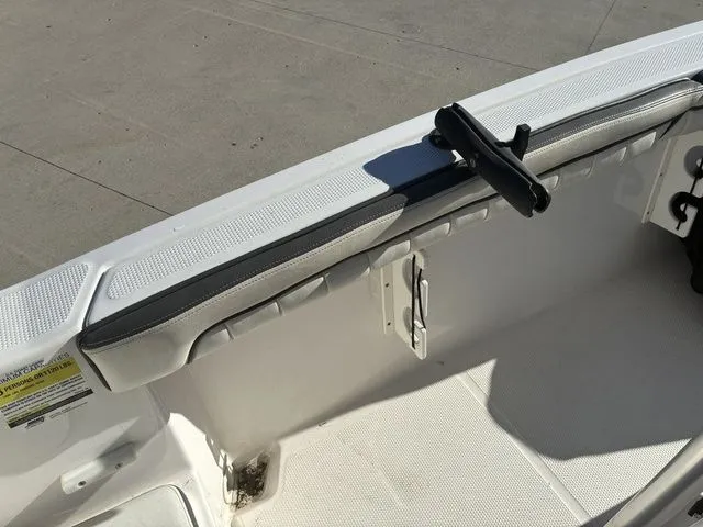 Slide: The Image of Yamaha 190 FSH Deluxe 2016 - 36