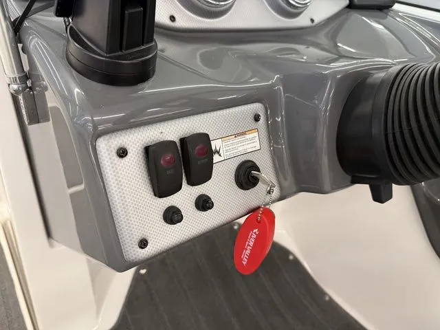 Slide: The Image of Yamaha SX190 2015 - 16