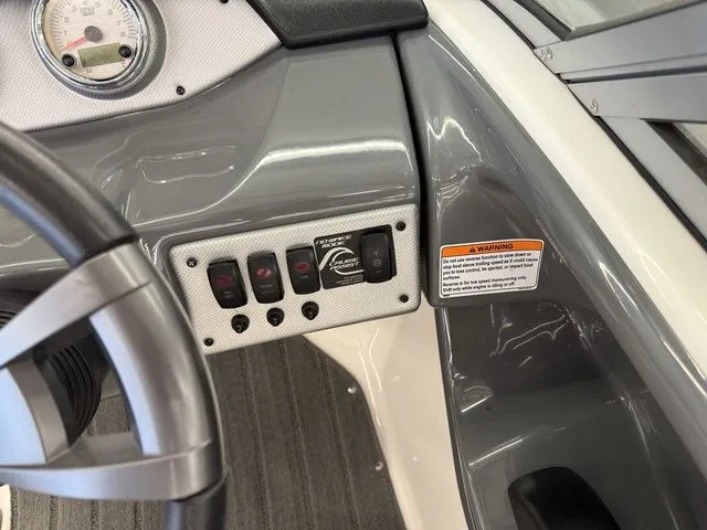 Slide: The Image of Yamaha SX190 2015 - 18