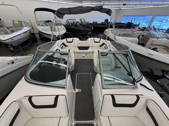 Slide: The Image of Yamaha SX190 2015 - 25