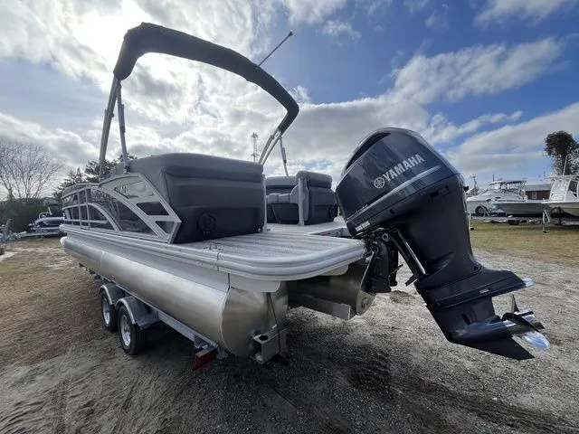 Slide: The Image of Bennington M Quad Bench 24 MFB 2026 - 4